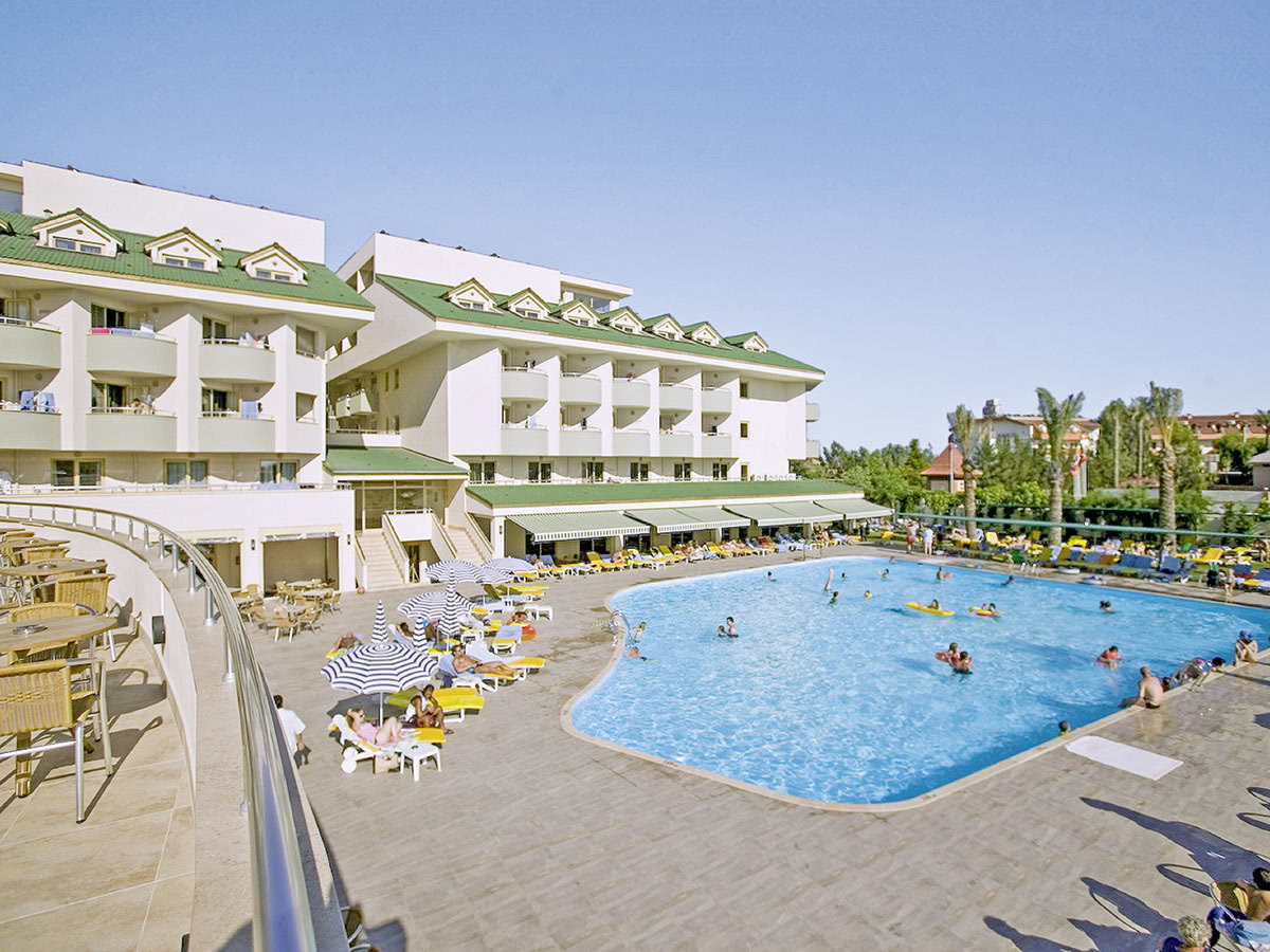 Hotel Side Breeze