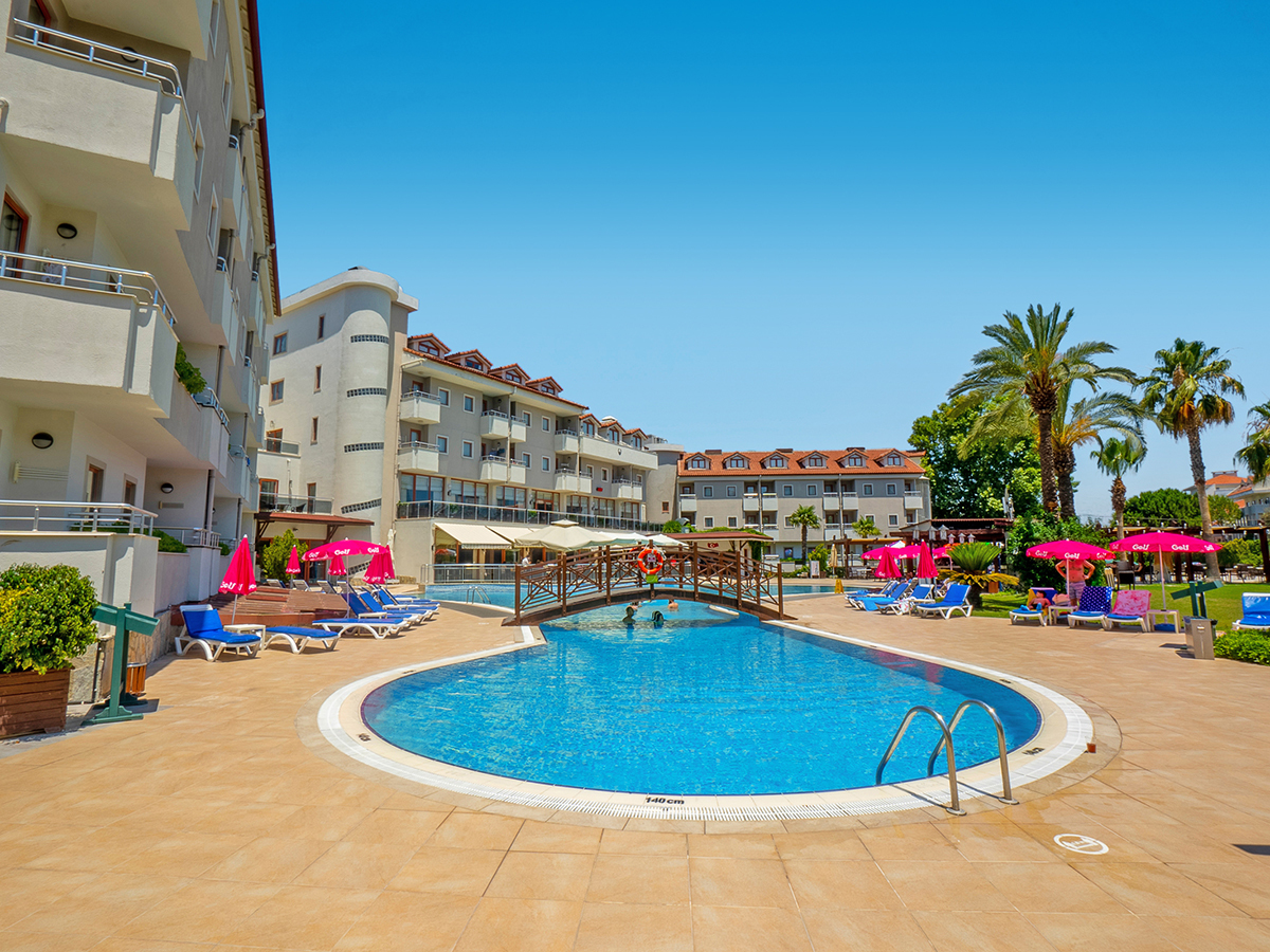 Monachus Hotel & Spa