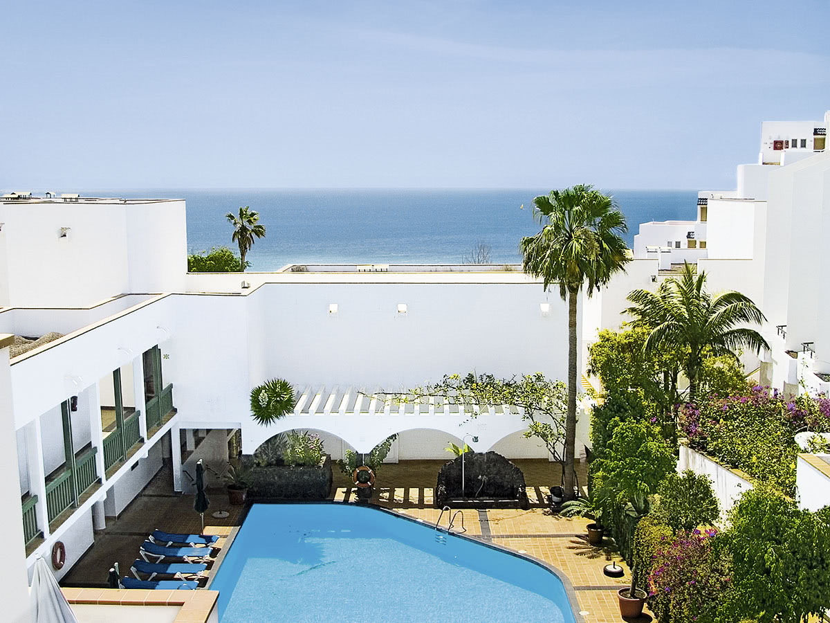 Hier können Sie das Hotel Hotel Monte del MarEsquinzo ab 467 € buchen Hotel Monte del MarEsquinzo – Hotelfoto