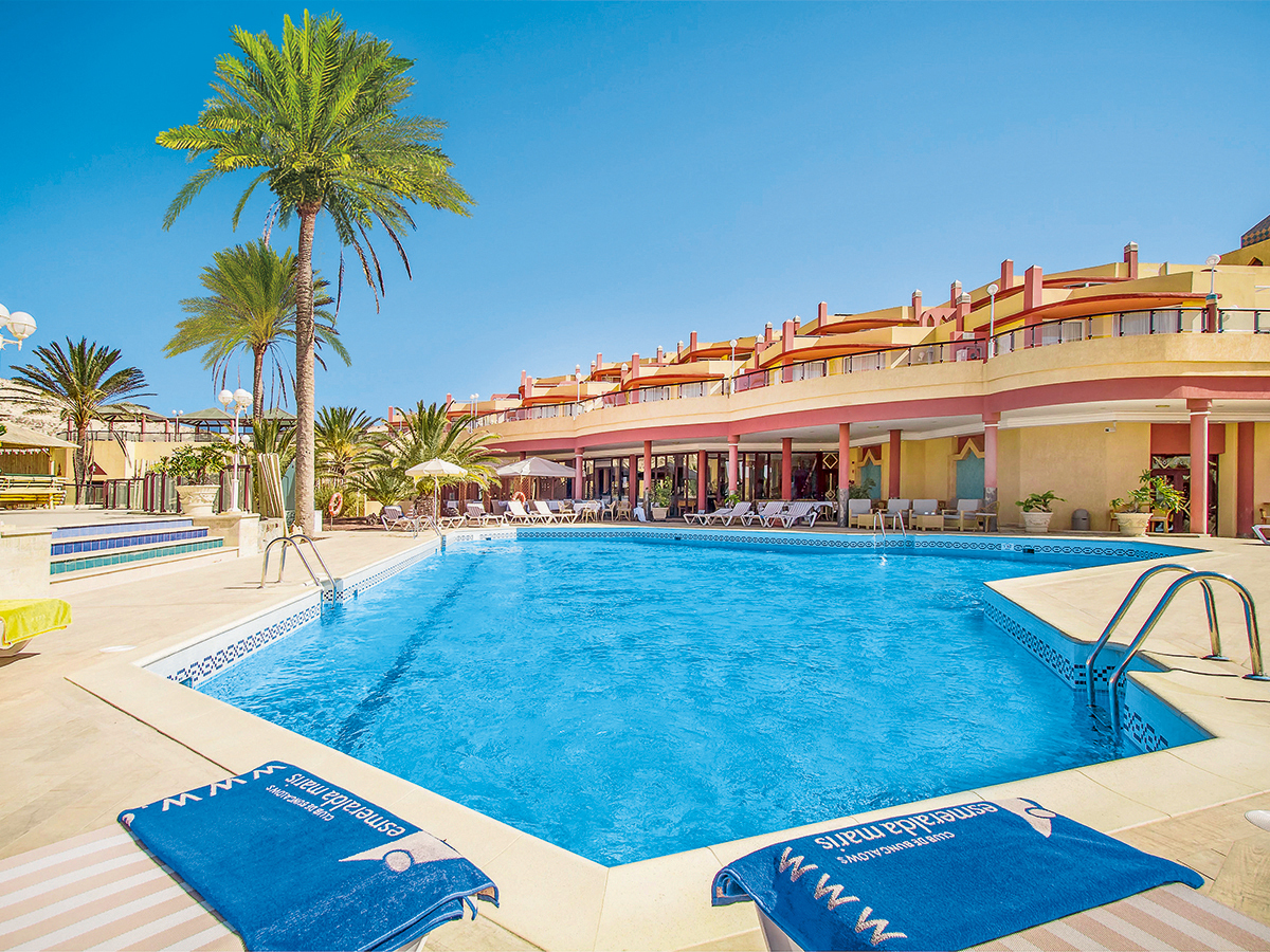 Hotel Esmeralda Marisby LIVVO