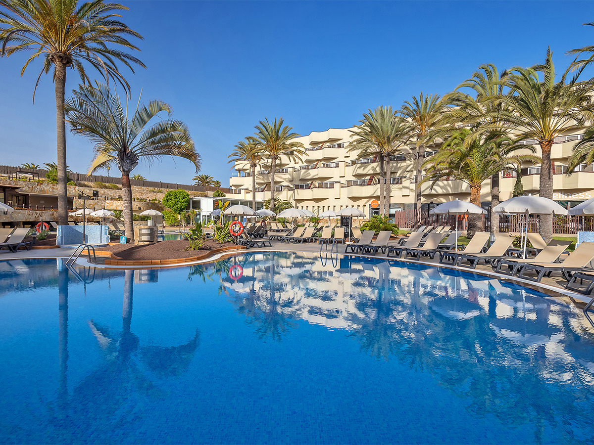 Hier können Sie das Hotel Hotel BarcelóCorralejo Bay ab 887 € buchen Hotel BarcelóCorralejo Bay – Hotelfoto
