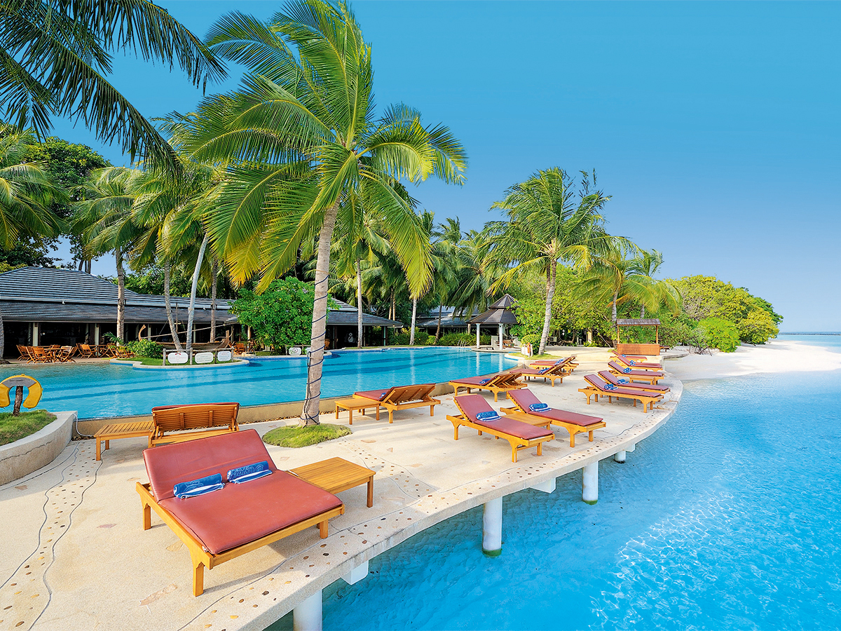 Royal Island Resort