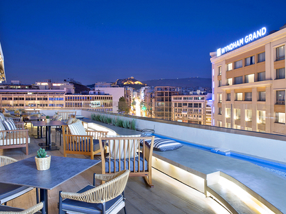 Zeus Essence Wyndham Athens Residence