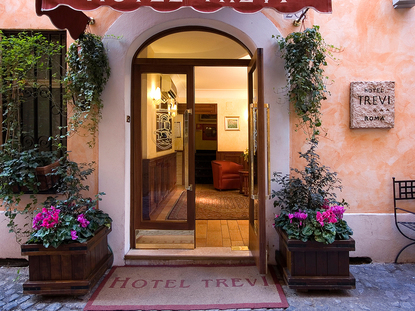 Trevi Hotel