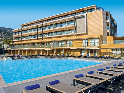 I-Resort Beach Hotel