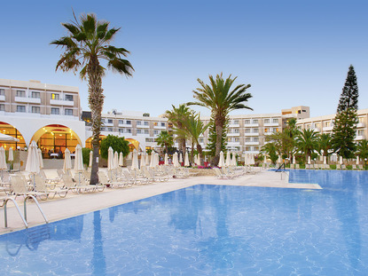 Louis Phaethon Beach