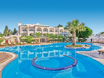 Hotel Royal Nozha Beach
