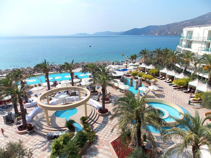 Hier können Sie das Hotel ClubHotel Casino Loutraki ab 1.070 € buchen ClubHotel Casino Loutraki – Hotelfoto