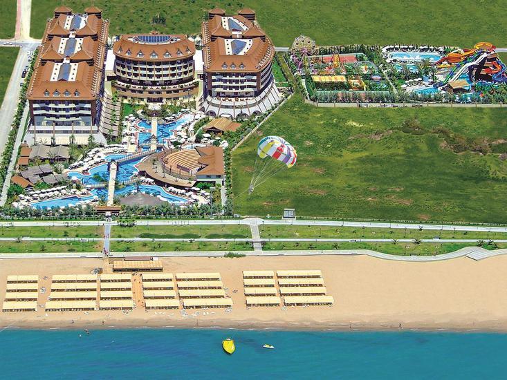 Royal Dragon Hotel
