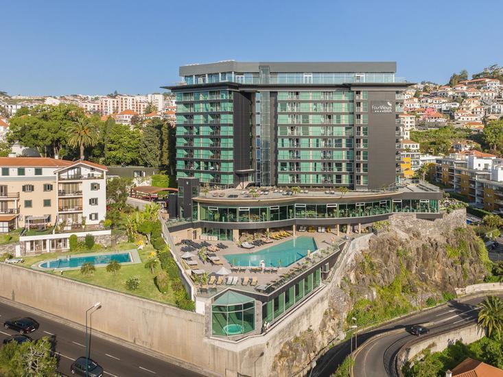 Hier können Sie das Hotel The Views Baia ab 717 € buchen The Views Baia – Hotelfoto