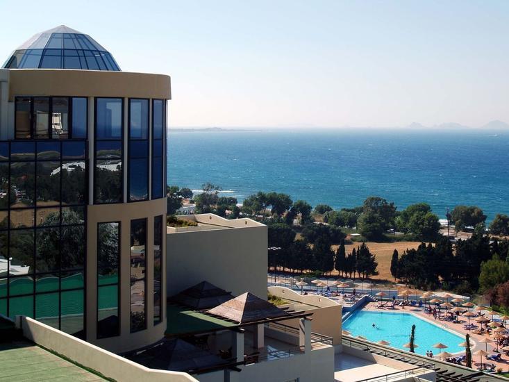 Hier können Sie das Hotel Kipriotis Panorama Hotel ab 678 € buchen Kipriotis Panorama Hotel – Hotelfoto