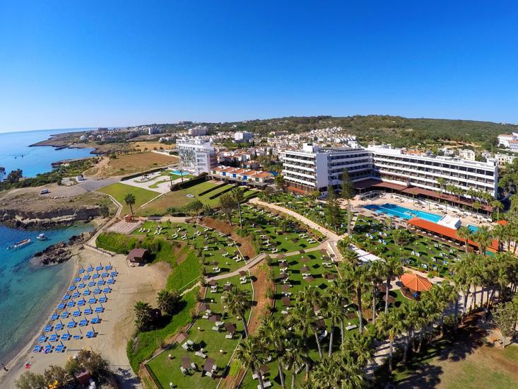 Hier können Sie das Hotel Cavo Maris Beach ab 733 € buchen Cavo Maris Beach – Hotelfoto