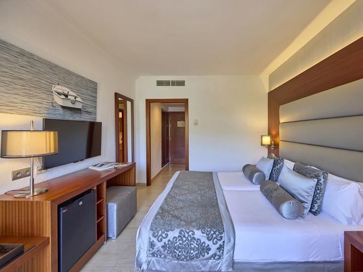 Hier können Sie das Hotel Zafiro Rey Don Jaime ab 623 € buchen Zafiro Rey Don Jaime – Hotelfoto