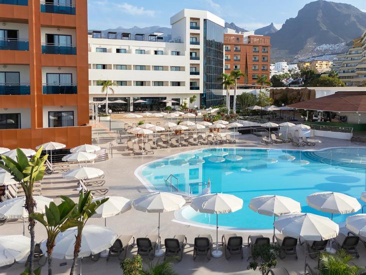 Hier können Sie das Hotel AluaSoul Costa Adeje ab 846 € buchen AluaSoul Costa Adeje – Hotelfoto