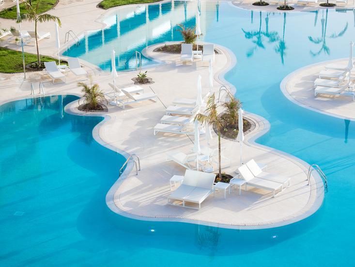 Hier können Sie das Hotel GF Victoria ab 1.382 € buchen GF Victoria – Hotelfoto